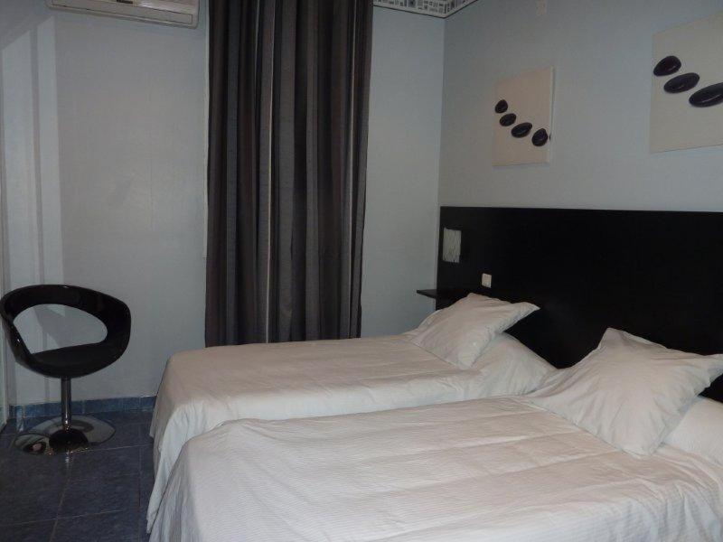 Economy Twin Room,11593688:JPEG